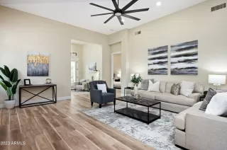 Photo #3: 6528640 Listing 