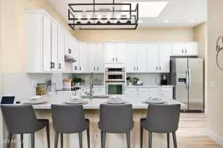 Photo #5: 6528640 Listing 