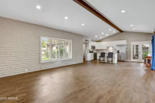 Photo #3: 6528747 Listing 