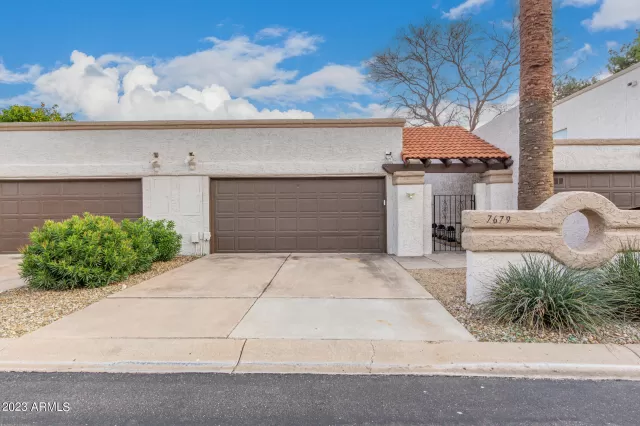 MLS: 6529183 Condo For Sale