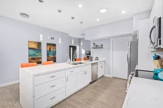 Photo #5: 6529183 Listing 