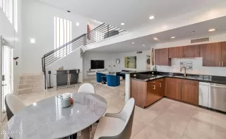 Photo #3: 6529393 Listing 