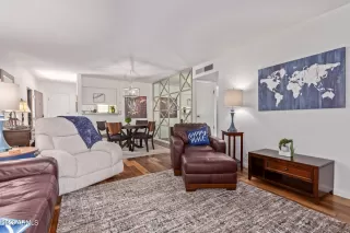 Photo #2: 6529485 Listing