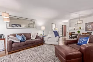 Photo #5: 6529485 Listing