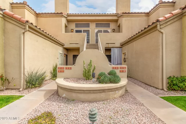 MLS: 6529695 Condo For Sale