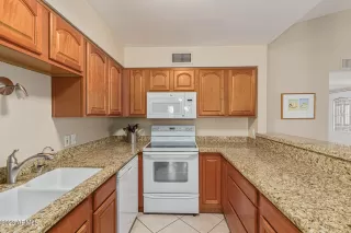 Photo #4: 6529743 Listing 