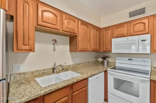 Photo #6: 6529743 Listing 