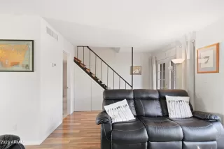 Photo #5: 6529801 Listing 