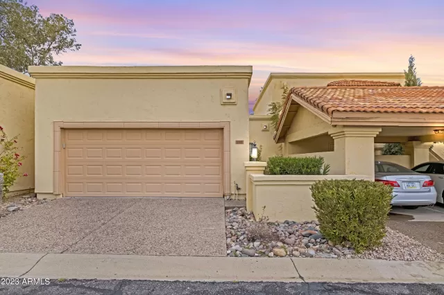 MLS: 6529952 Condo For Sale