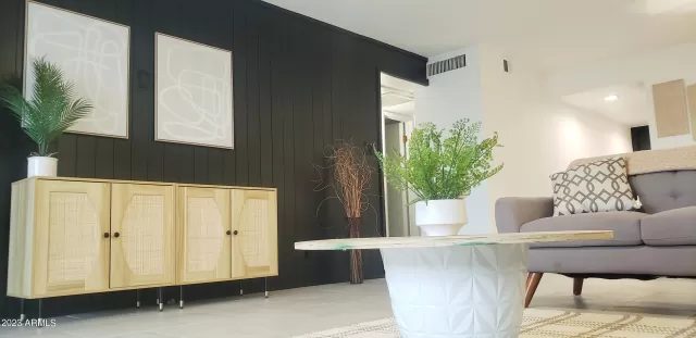 MLS: 6529964 Condo For Sale