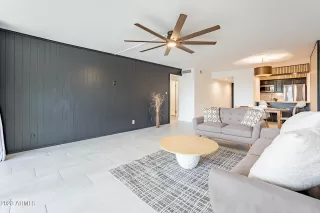 Photo #4: 6529964 Listing