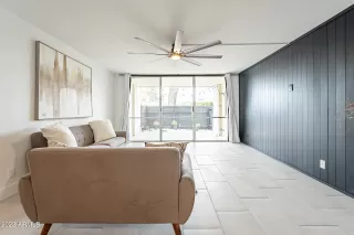 Photo #5: 6529964 Listing