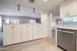 Photo #3: 6529992 Listing 