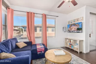 Photo #5: 6530013 Listing