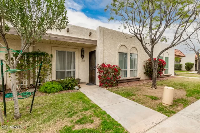 MLS: 6530111 Condo For Sale