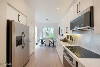 Photo #6: 6530297 Listing 