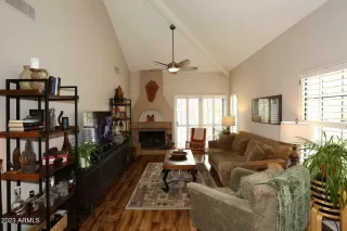 Photo #3: 6530505 Listing
