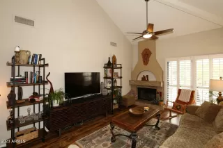 Photo #4: 6530505 Listing