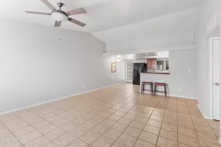 Photo #2: 6530519 Listing