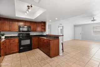 Photo #4: 6530519 Listing