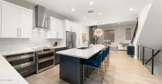 Photo #3: 6530563 Listing