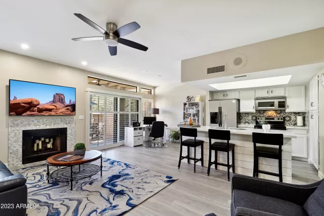 MLS: 6530732 Condo For Sale