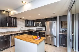 Photo #1: 6530920 Listing