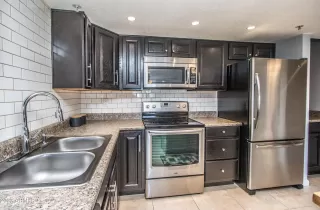 Photo #2: 6530920 Listing