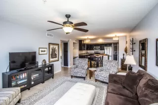 Photo #6: 6530920 Listing