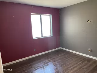 Photo #6: 6531176 Listing