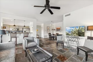 Photo #6: 6531406 Listing