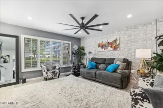 Photo #6: 6531456 Listing