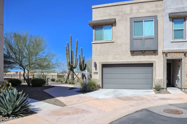 MLS: 6531526 Condo For Sale