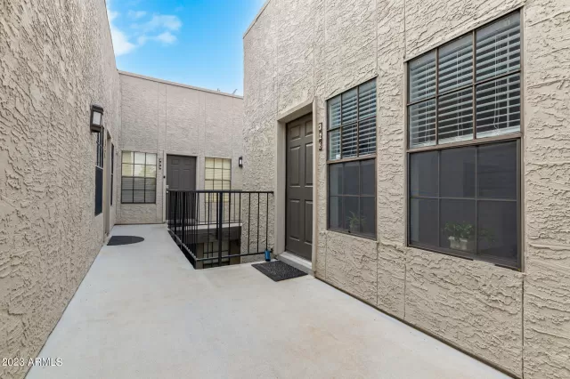 MLS: 6531757 Condo For Sale