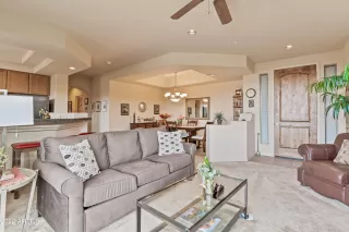 Photo #3: 6531786 Listing 