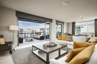 Photo #2: 6531864 Listing