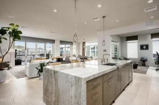 Photo #3: 6531864 Listing