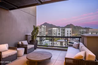 Photo #5: 6531864 Listing