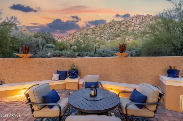 MLS: 6532016 Condo For Sale