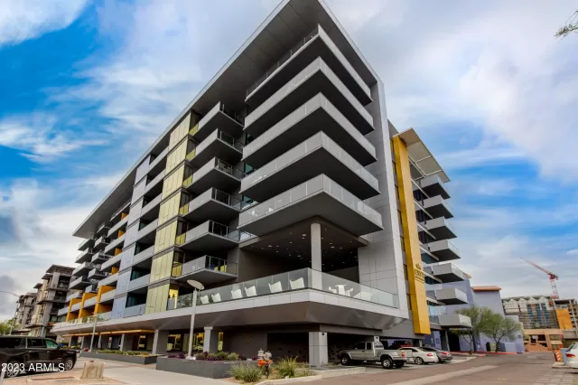 MLS: 6532020 Condo For Sale