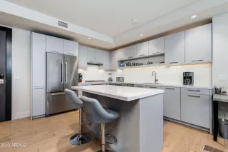 Photo #4: 6532020 Listing