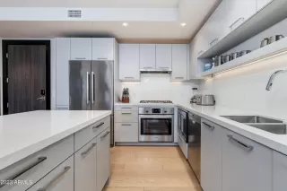 Photo #5: 6532020 Listing