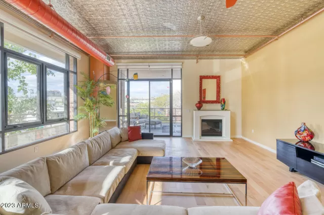 MLS: 6532021 Condo For Sale