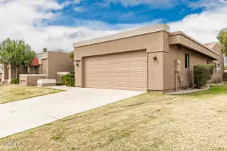 Photo #2: 6532126 Listing