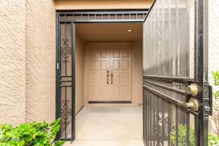 Photo #4: 6532126 Listing