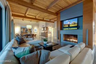 Photo #3: 6532159 Listing