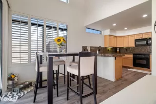 Photo #6: 6532354 Listing 
