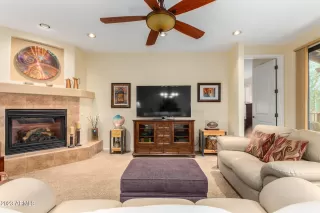 Photo #6: 6532355 Listing