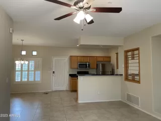 Photo #4: 6532370 Listing