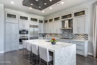 Photo #1: 6532585 Listing